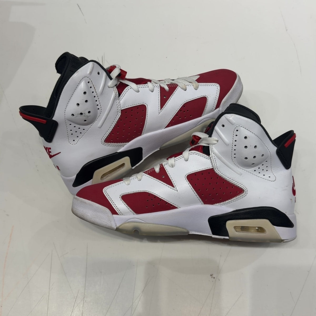 Jordan 6 Retro Carmine (2021) Size 10 (Pre-Owned) - tag