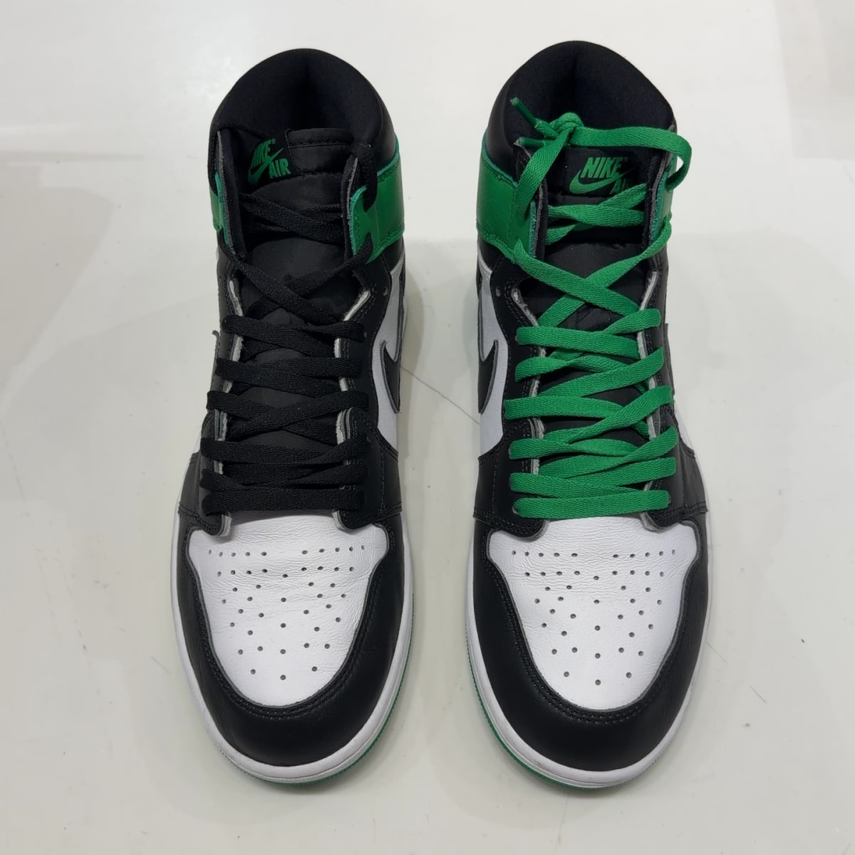 Jordan 1 Retro High OG Lucky Green Size 12 (Lightly Worn Pre-Owned) - aux