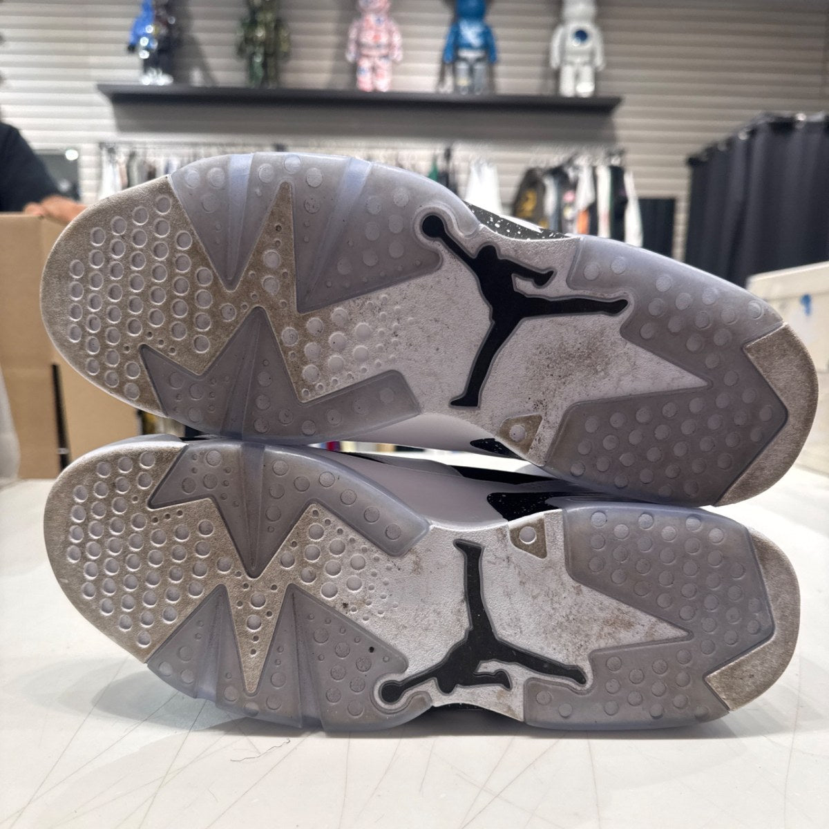 Jordan 6 Retro Oreo (2026) - Image 6