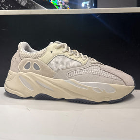 adidas Yeezy Boost 700 Analog - Image 1