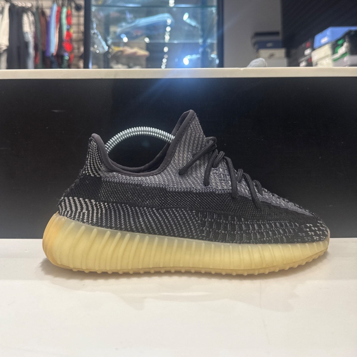adidas Yeezy Boost 350 V2 Carbon Size 6.5 (Lightly Worn Pre-Owned) - Image 1