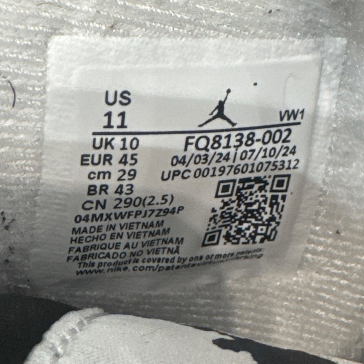 Jordan 4 Retro Fear (2024) - Image 7