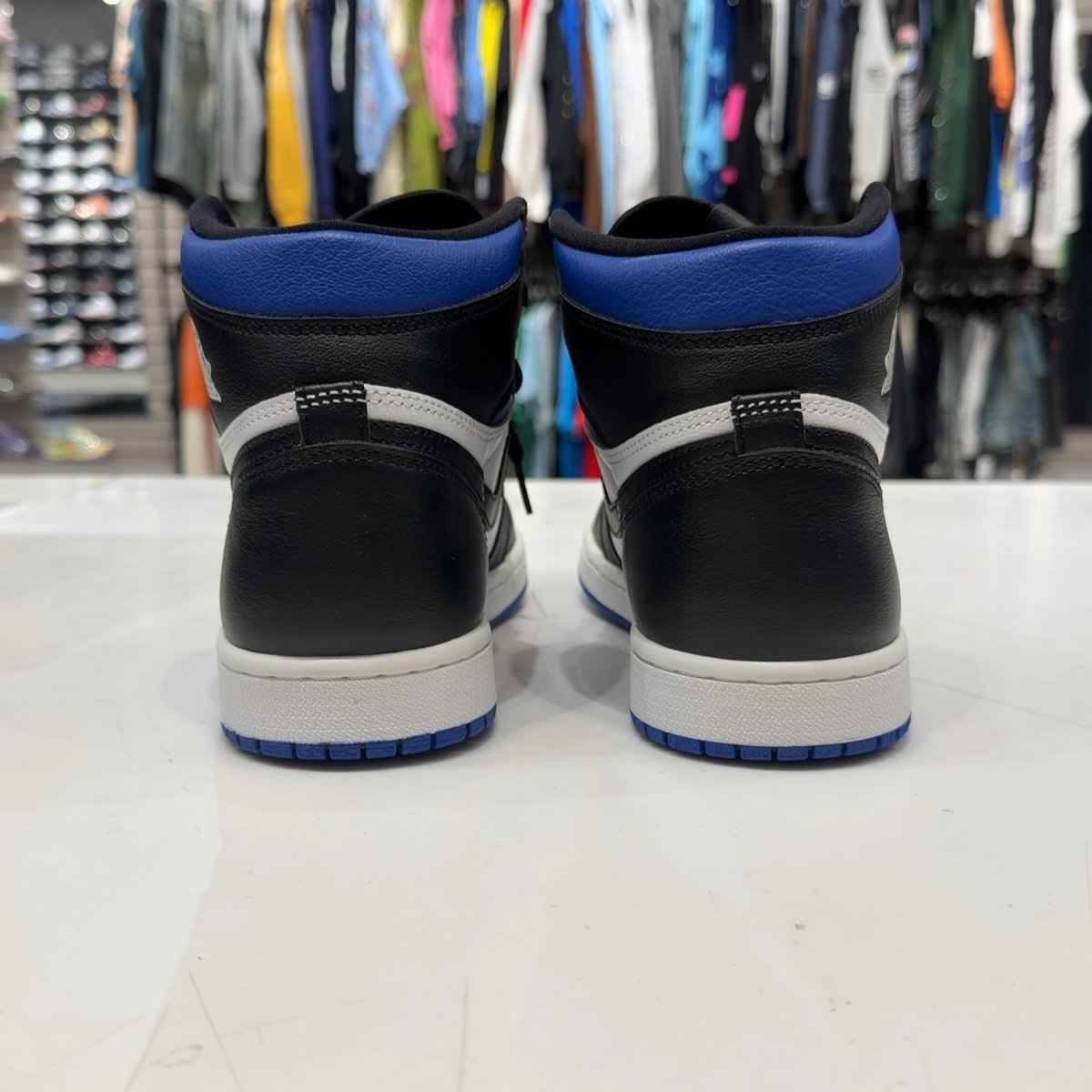 Jordan 1 Retro High Royal Toe Size 8 (VNDS Pre-Owned) - aux