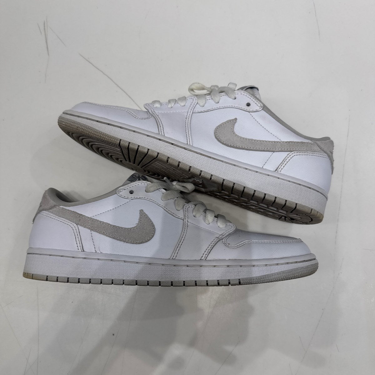 Jordan 1 Low OG Neutral Grey (2021) (Women's) Size 11W (Moderately Worn Pre-Owned) - Image 3