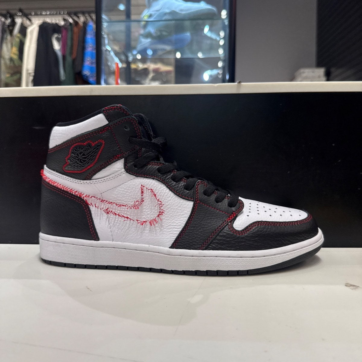 Jordan 1 Retro High Bloodline Size 12 (Moderately Worn Pre-Owned) - Image 1