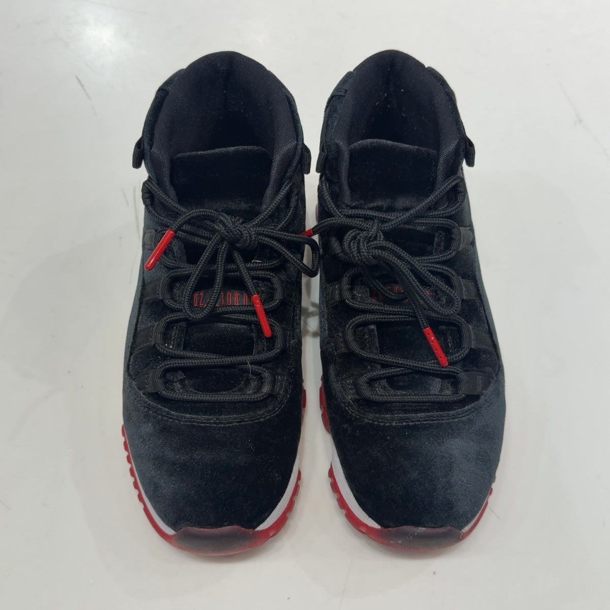 Jordan 11 Retro Bred Velvet (Women's) - Image 4