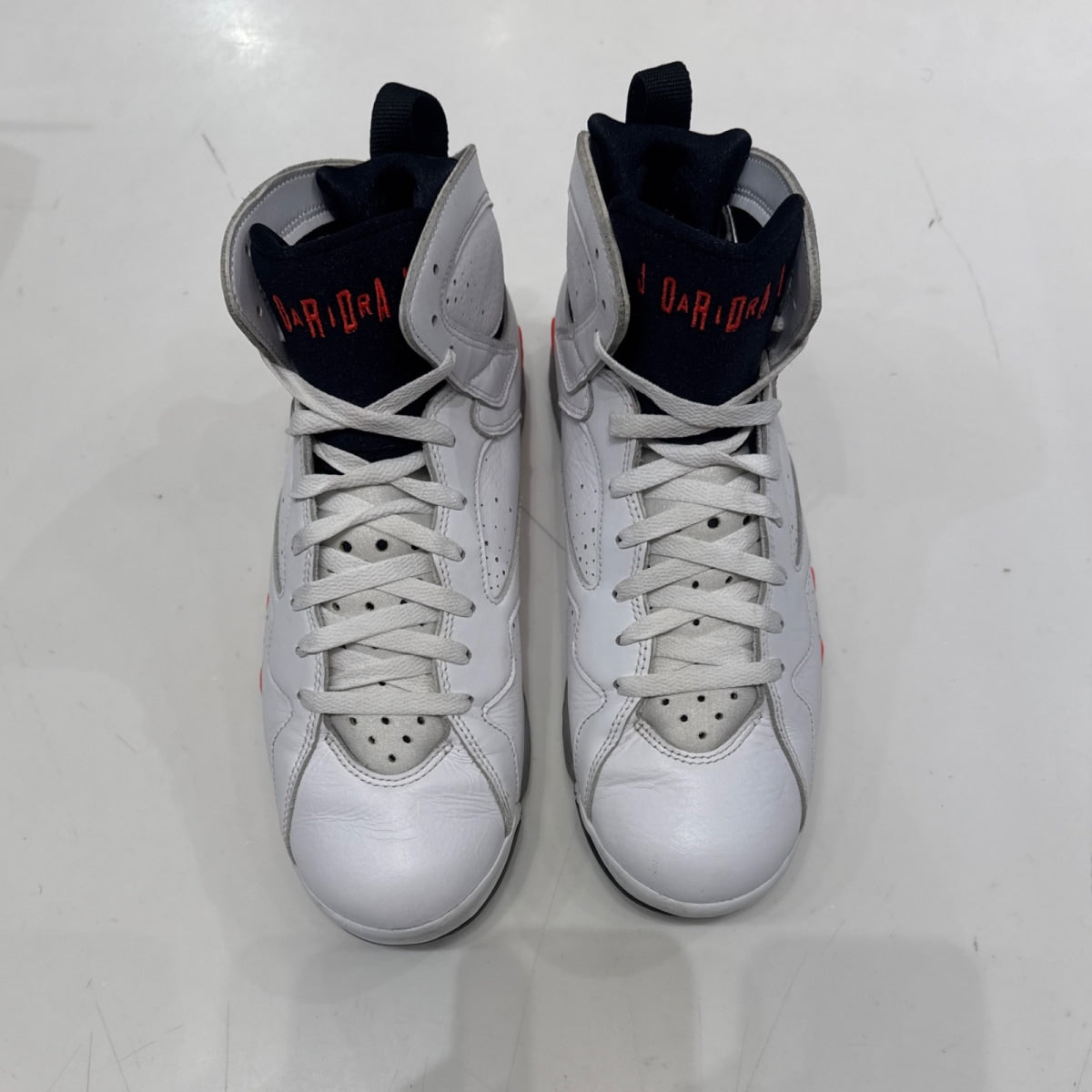 Jordan 7 Retro White Infrared Size 10 (Lightly Worn Pre-Owned) - Image 4