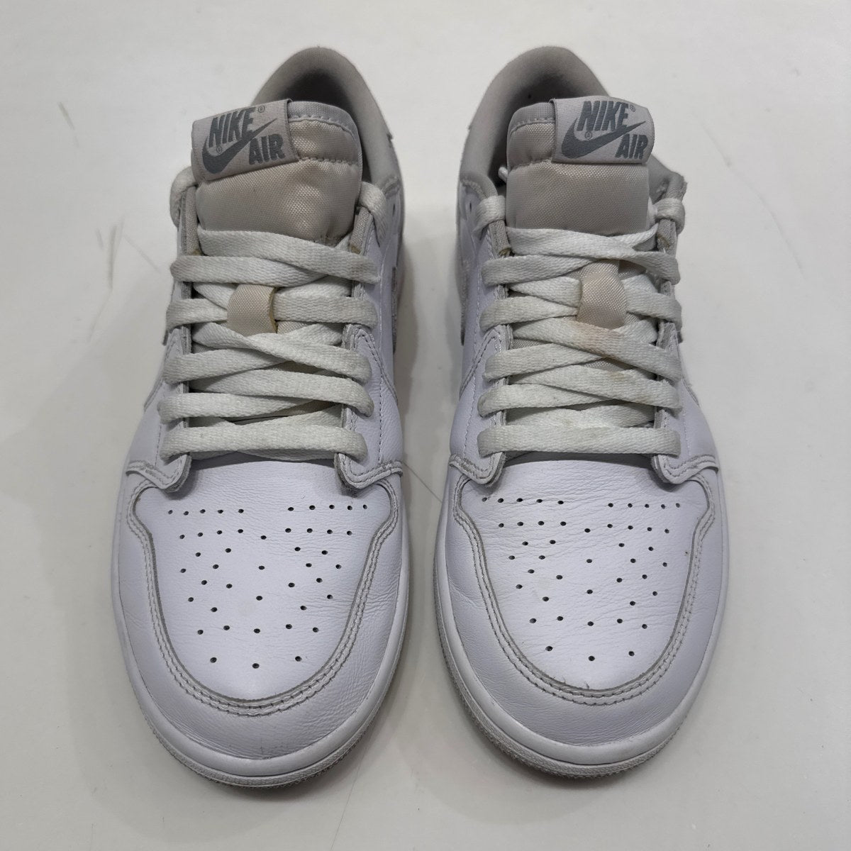 Jordan 1 Low OG Neutral Grey (2021) (Women's) Size 11W (Moderately Worn Pre-Owned) - Image 5
