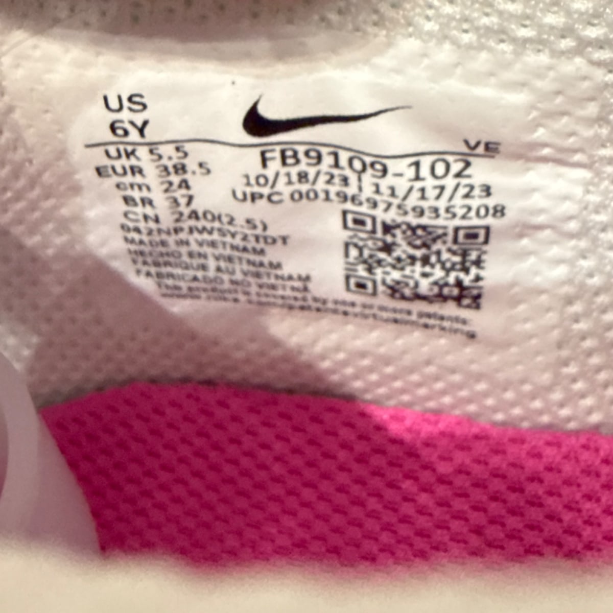 Nike Dunk Low Laser Fuchsia (GS) Size 6Y (Lightly Worn Pre-Owned) - Image 6