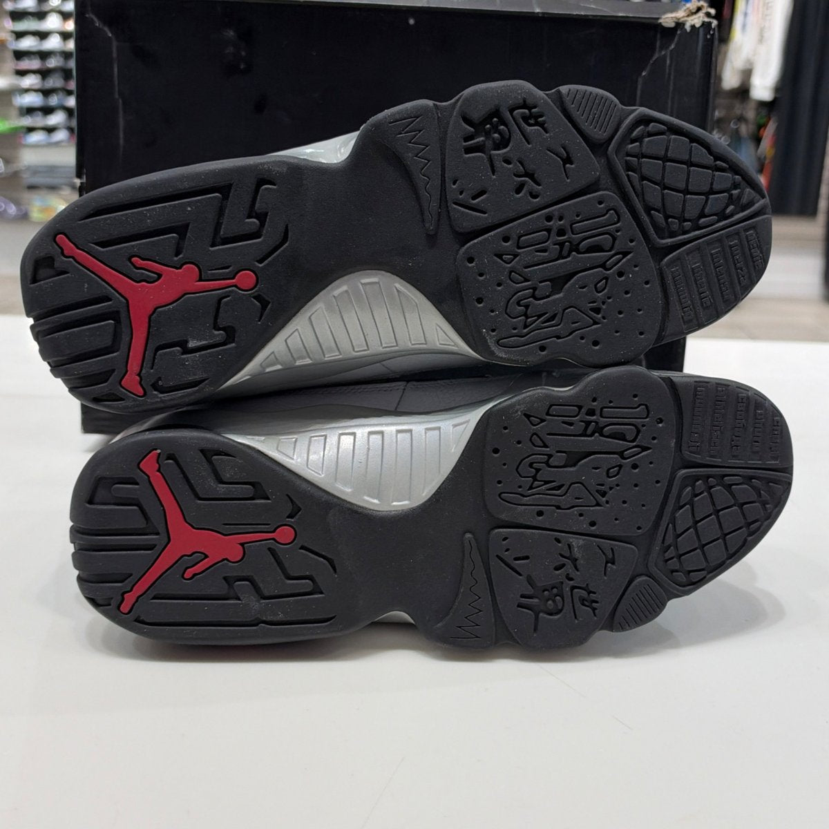 Jordan 9 Retro Johnny Kilroy Size 9.5 (Lightly Worn Pre-Owned) - sole