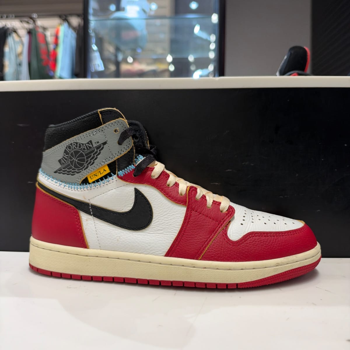 Jordan 1 Retro High OG SP Union LA Chicago Shadow Size 9 (Lightly Worn Pre-Owned) - front