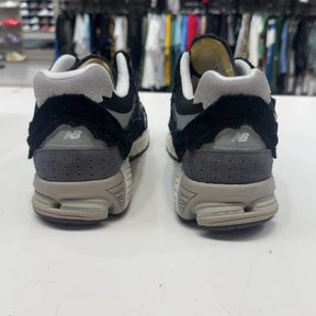 New Balance 2002R Protection Pack Black Grey Size 12 (VNDS Pre-Owned) - side