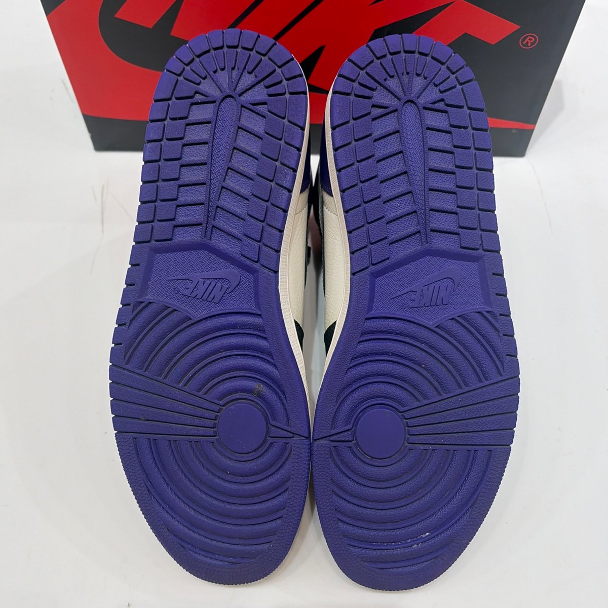 Jordan 1 Retro High Court Purple Size 10.5 (Lightly Worn Pre-Owned) - sole