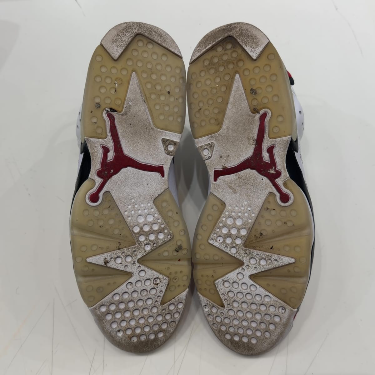 Jordan 6 Retro Carmine (2021) Size 10 (Pre-Owned) - aux