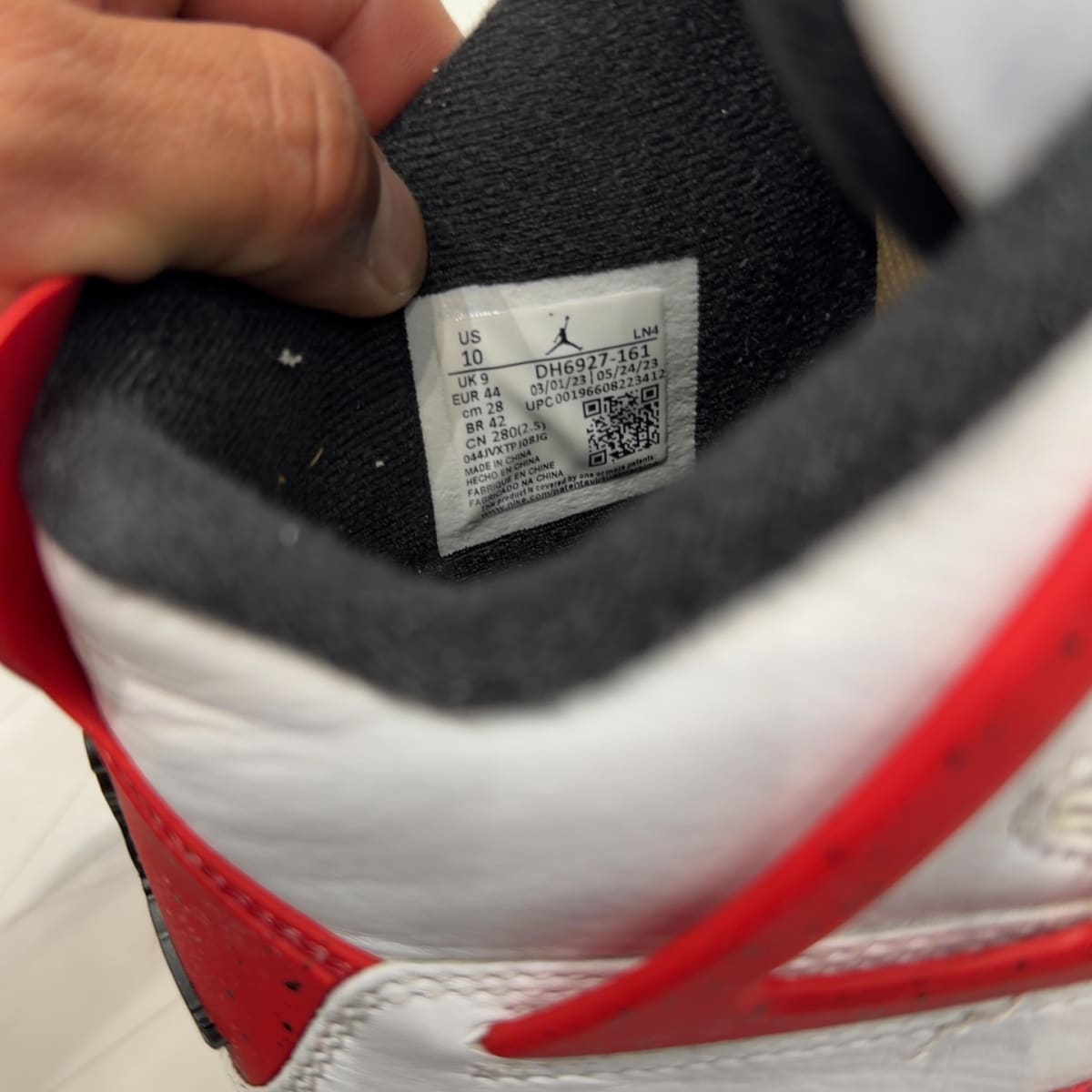 Jordan 4 Retro Red Cement Size 10 (Moderately Worn Pre-Owned)