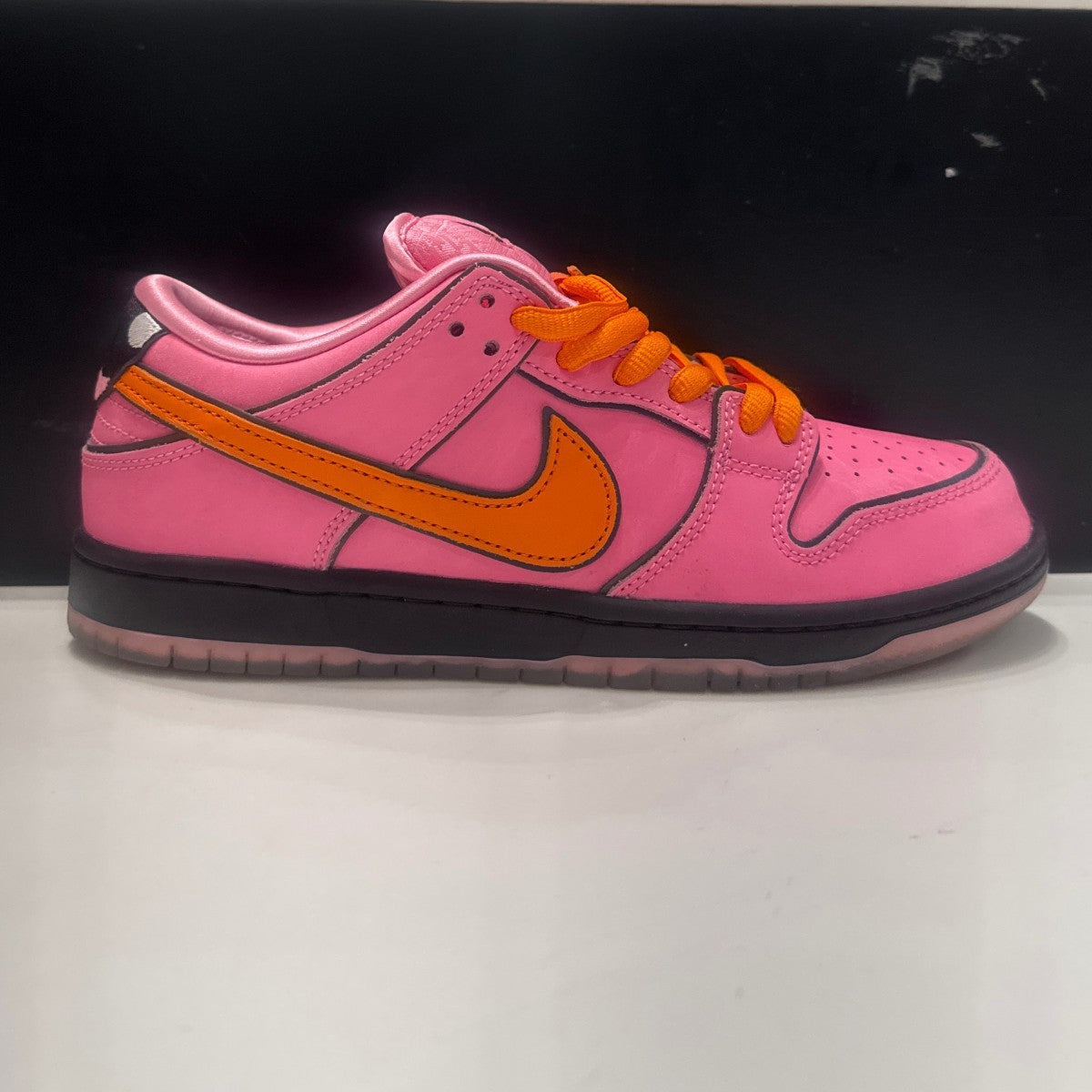 Nike SB Dunk Low The Powerpuff Girls Blossom Size 7.5 (Lightly Worn Pre-Owned) - Image 1