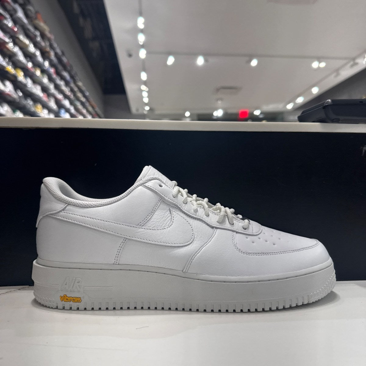 Nike Air Force 1 Low Gore-Tex Vibram Summit White - Image 1