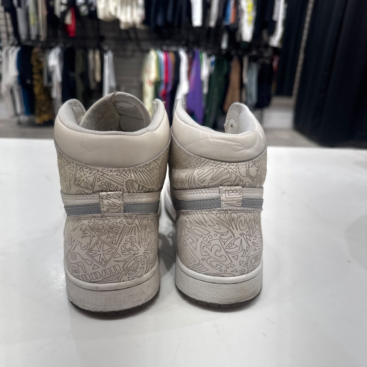 Jordan 1 Retro 30th Anniversary Laser Size 10 (Lightly Worn Pre-Owned) - Image 5