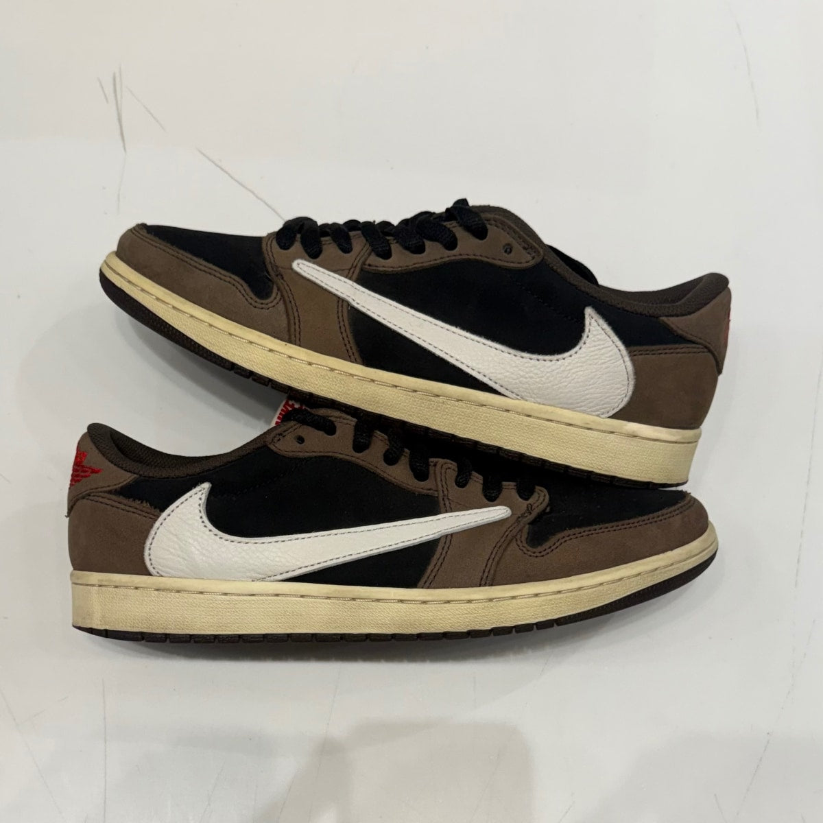 Jordan 1 Retro Low OG SP Travis Scott Mocha Size 9.5 (Heavily Worn Pre-Owned) - Image 2