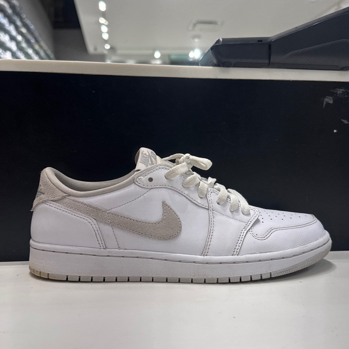 Jordan 1 Low OG Neutral Grey (2021) (Women's) Size 11W (Moderately Worn Pre-Owned) - Image 2