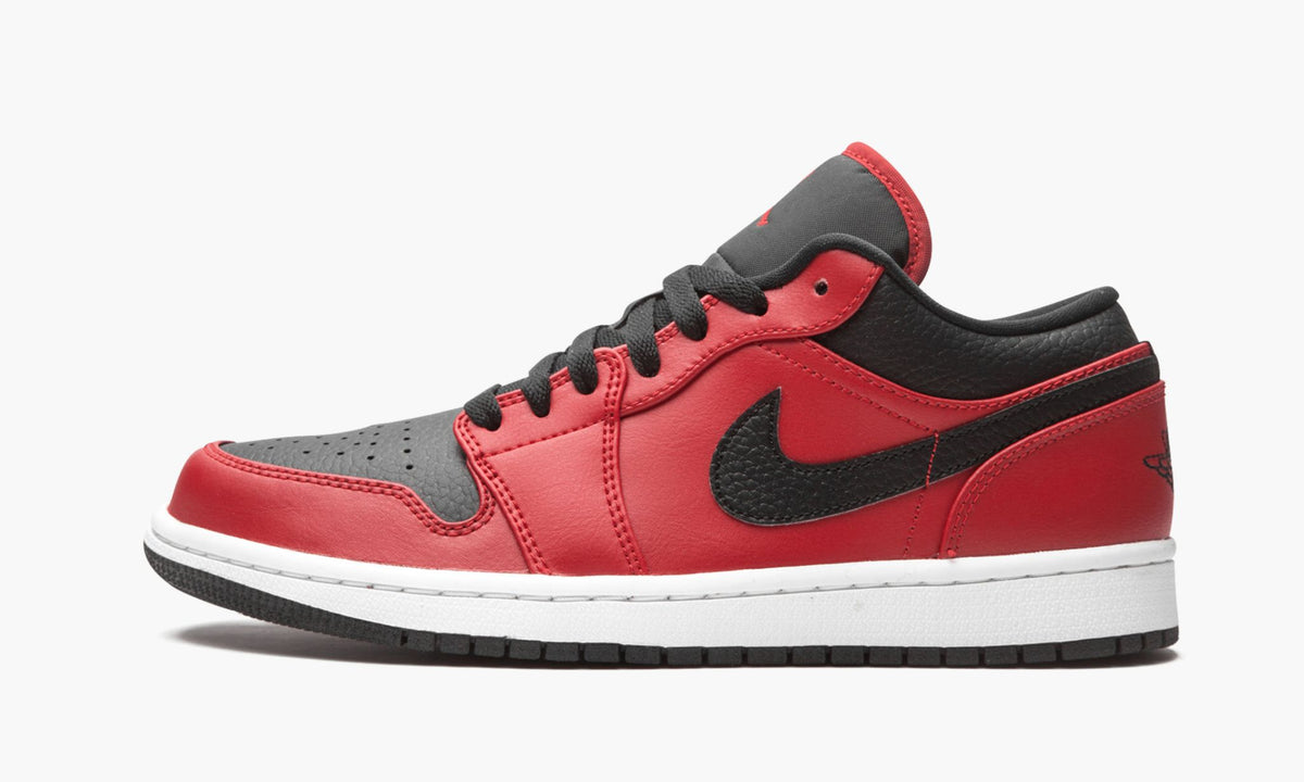 Air Jordan 1 Low Reverse Bred Pebbled Swoosh