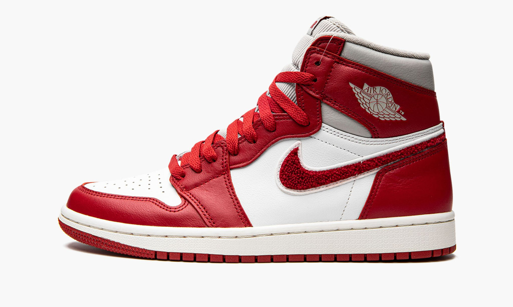 Air Jordan 1 Retro High OG "Varsity Red" (W)