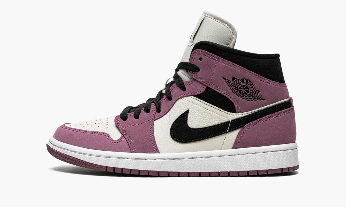 Air Jordan 1 Mid "Berry Pink" (W)