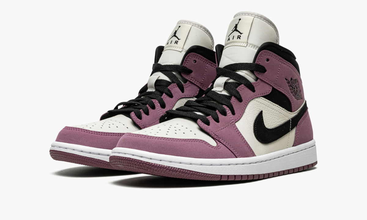 Air Jordan 1 Mid "Berry Pink" (W)