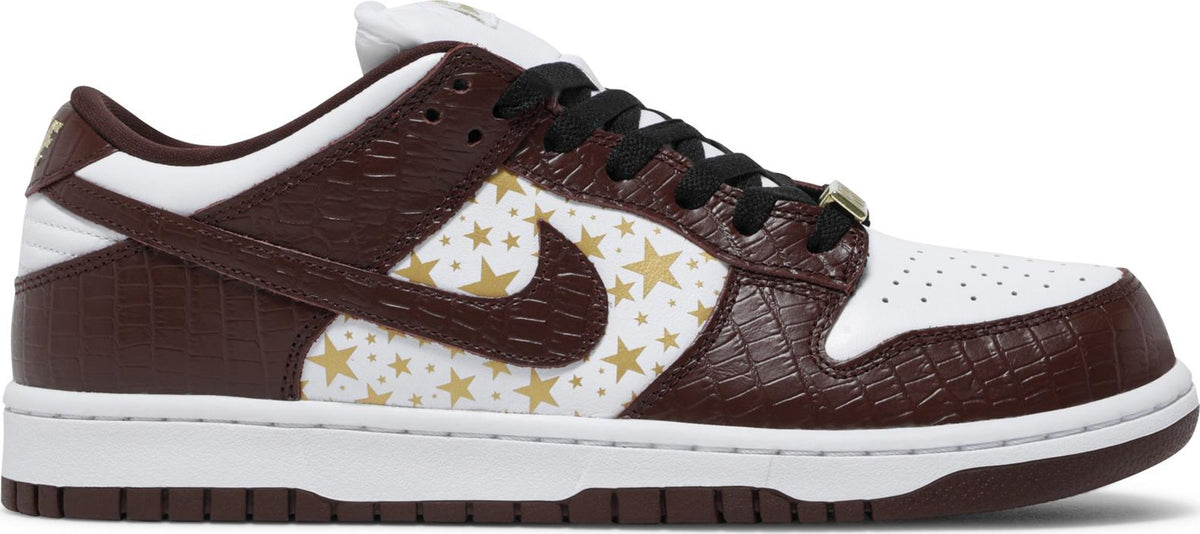 Nike SB Dunk Low Supreme Stars Barkroot Brown (2021)