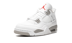 Air Jordan 4 Retro “White Oreo”