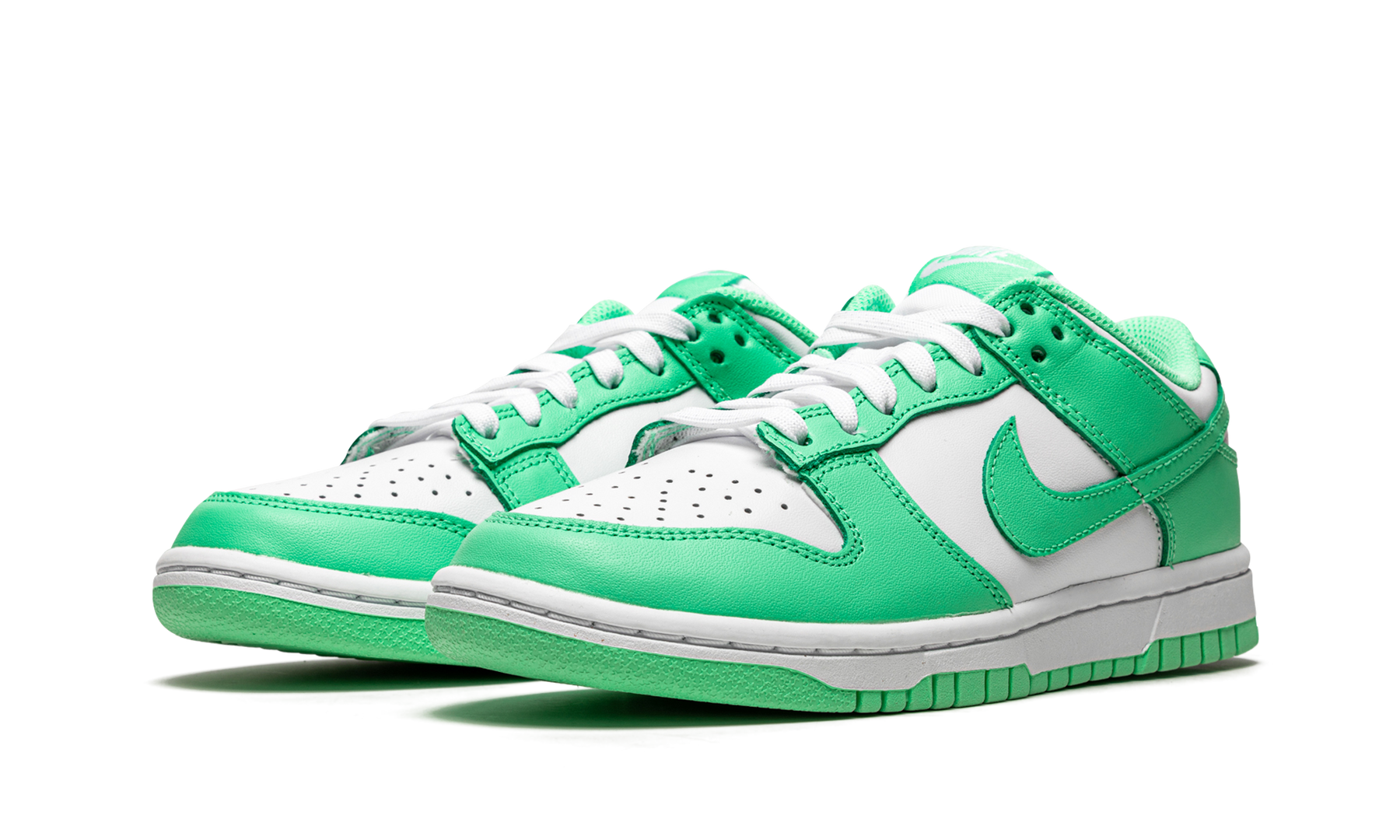 Nike Dunk Low Retro "Green Glow" (W)