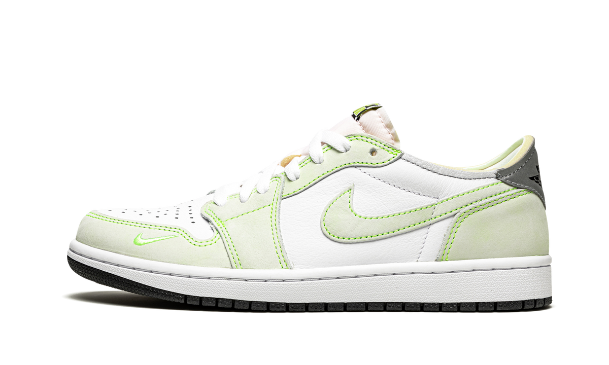 Air Jordan 1 Retro Low White "Ghost Green Black"