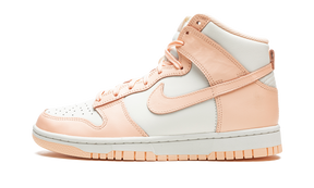 Nike Dunk High "Crimson Tint" WMNS