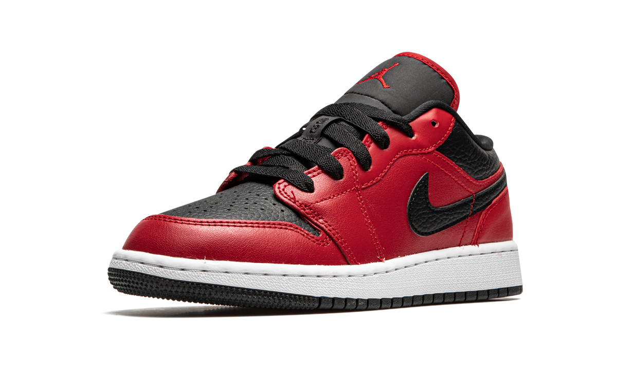 Air Jordan 1 Low Gym Red Black Pebbled (GS)