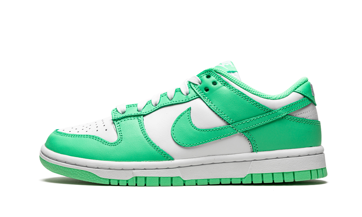 Nike Dunk Low Retro "Green Glow" (W)