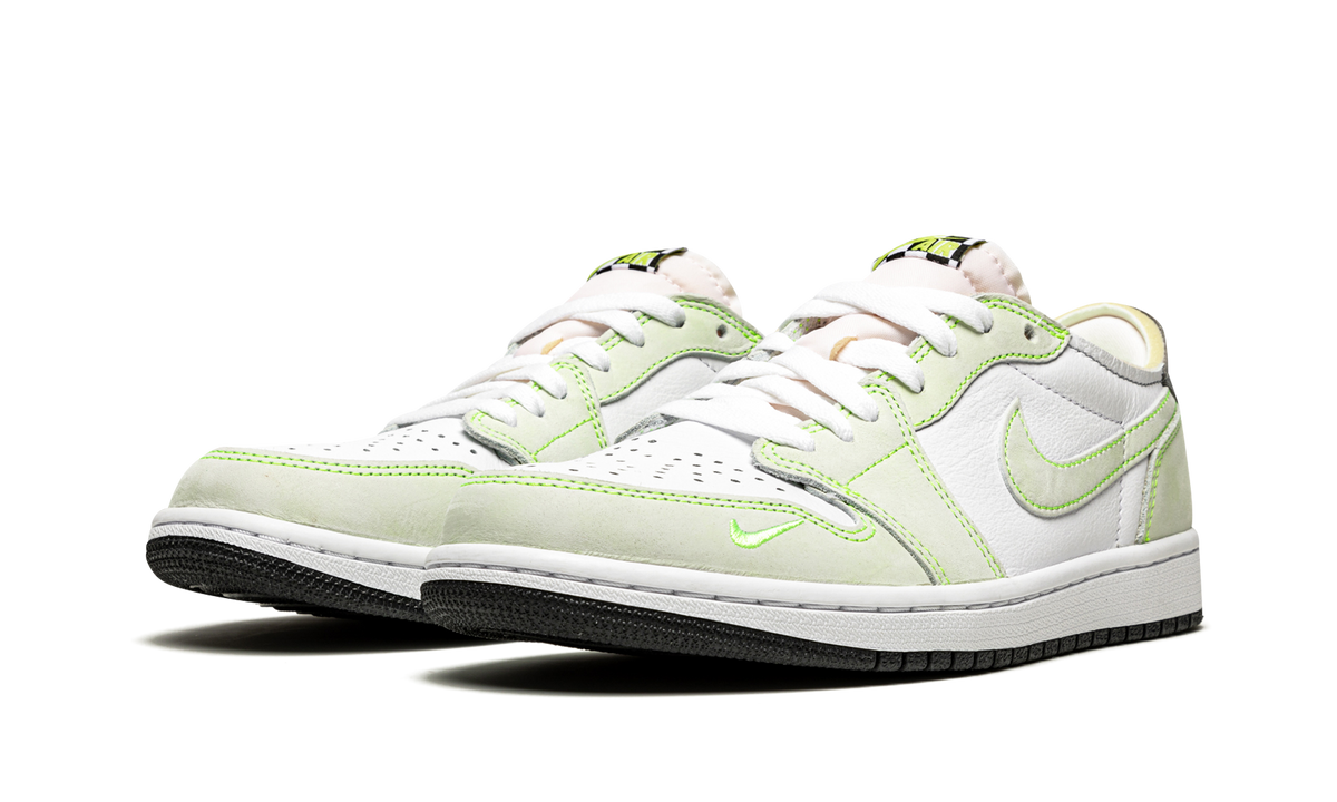 Air Jordan 1 Retro Low White "Ghost Green Black"