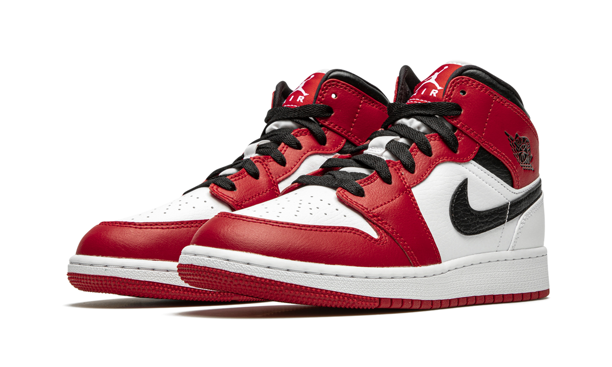 Air Jordan 1 Mid "Chicago" 2020 GS