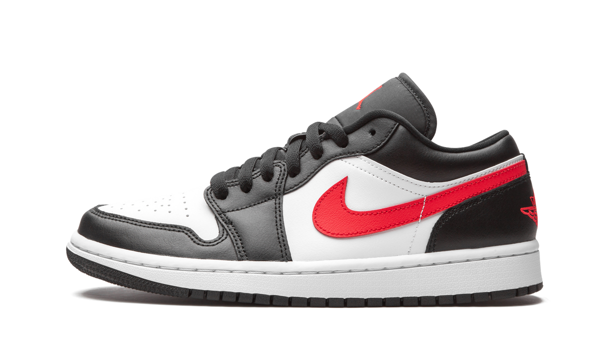 Air Jordan 1 Low  “Siren Red / Black / White” (W)